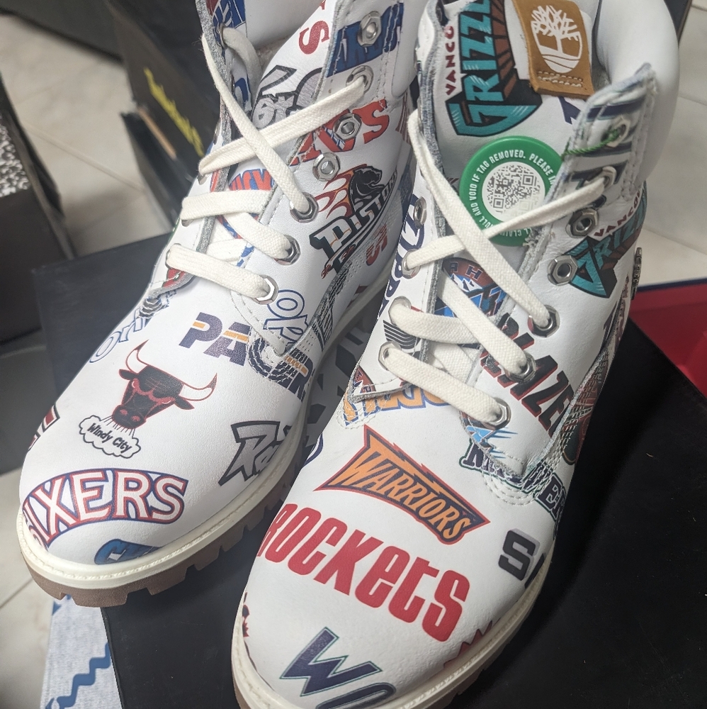 Men's Timberland 6" boots